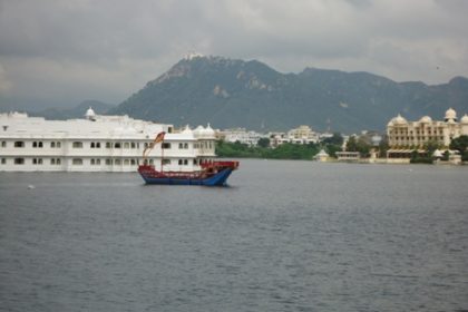 Udaipur-lake-palace(TLI) image